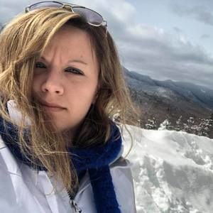 Meet your Posher, Rebecca